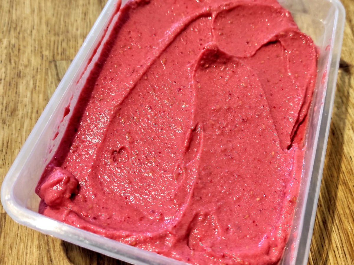 Raspberry Frozen Yoghurt